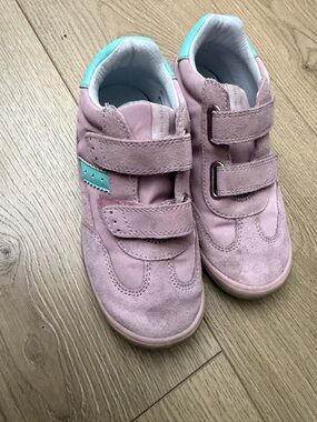 Kids Pink Suede Velcro Sneakers naturino size 29
